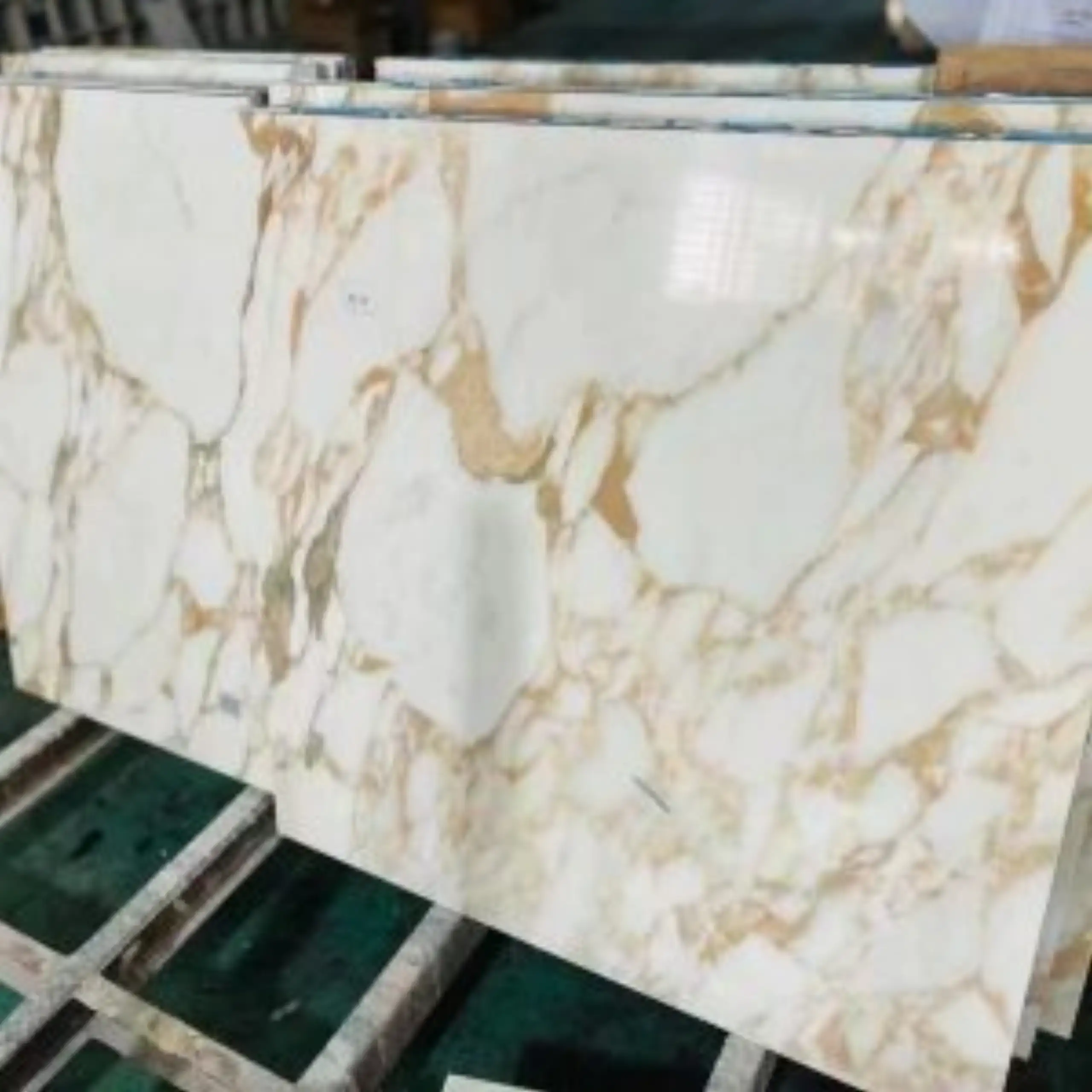 Calacatta Gold Extra Marble slabs