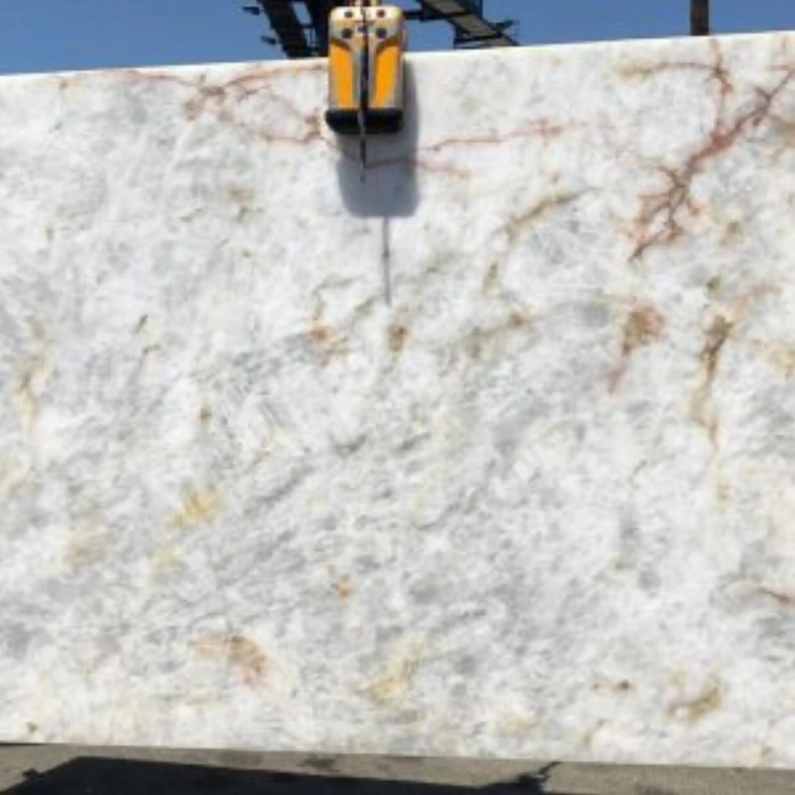 Lumix Quartzite slab1