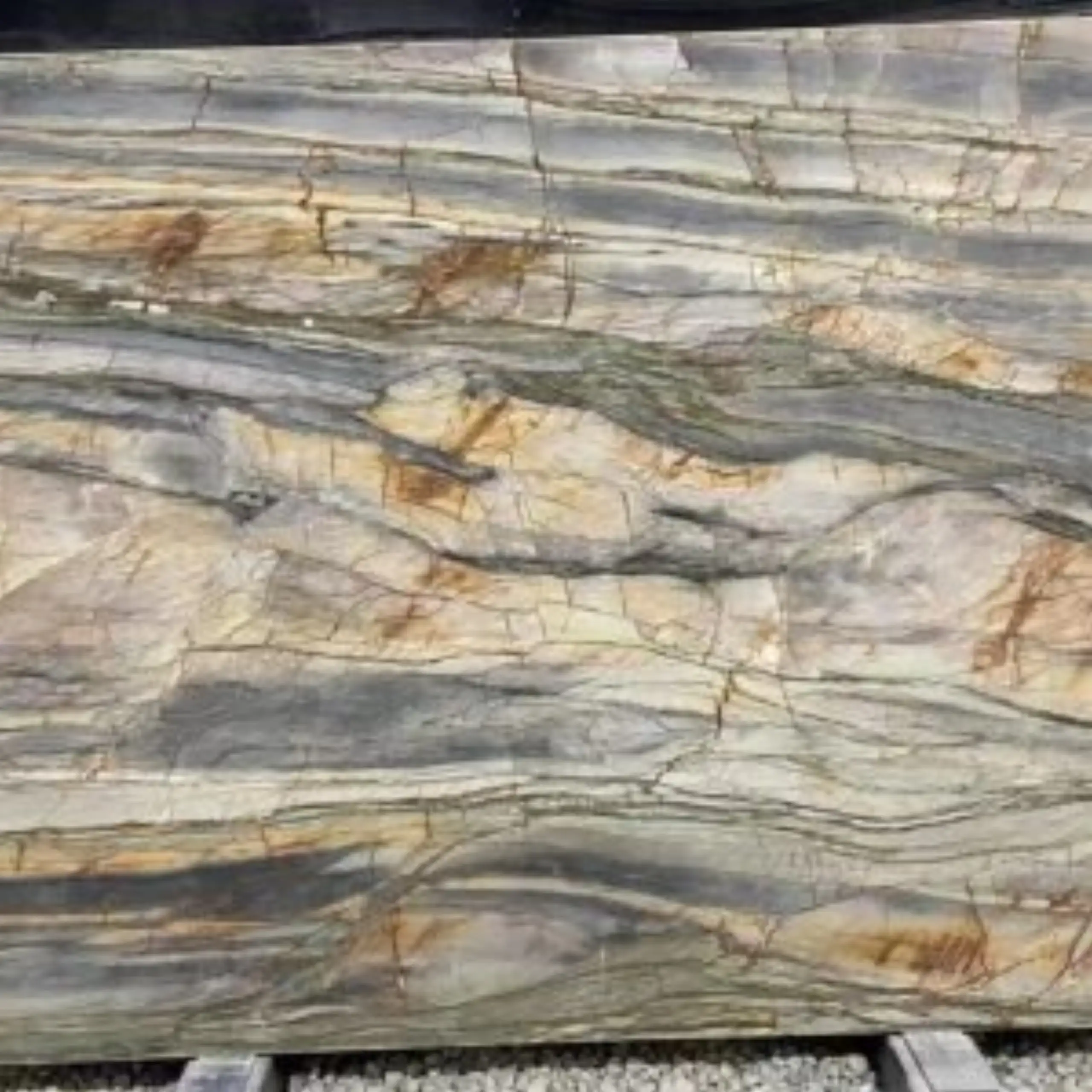 Michaelangelo Quartzite slab