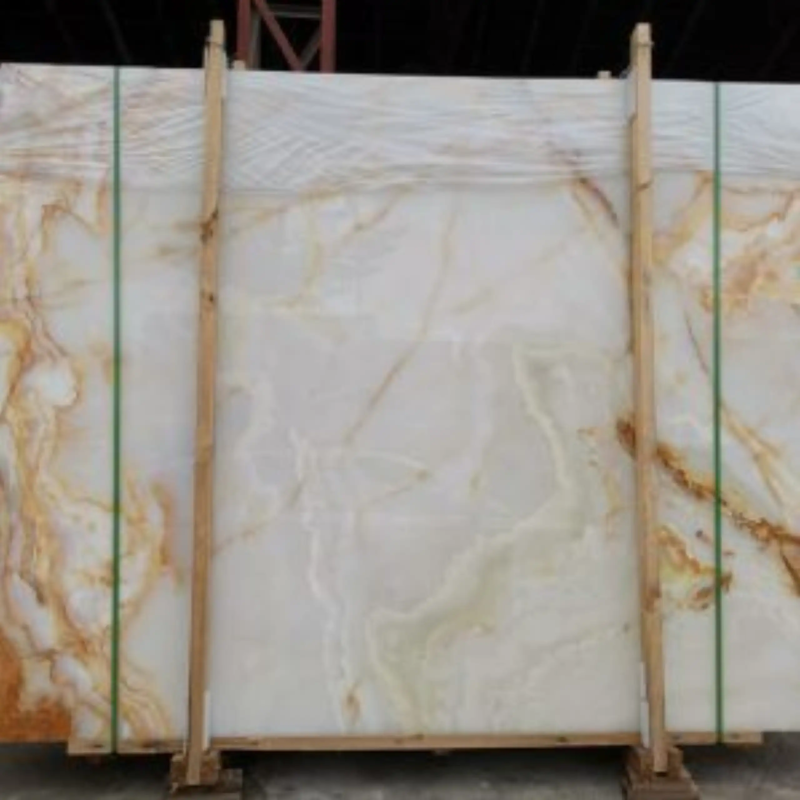 Onice Bianco Slab11