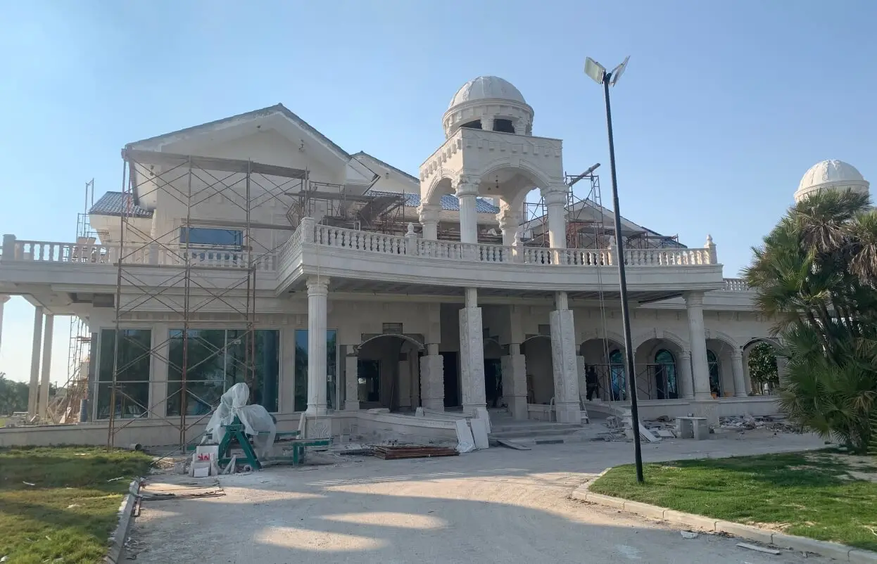Roman Column Project in Qatar Manor Villa1