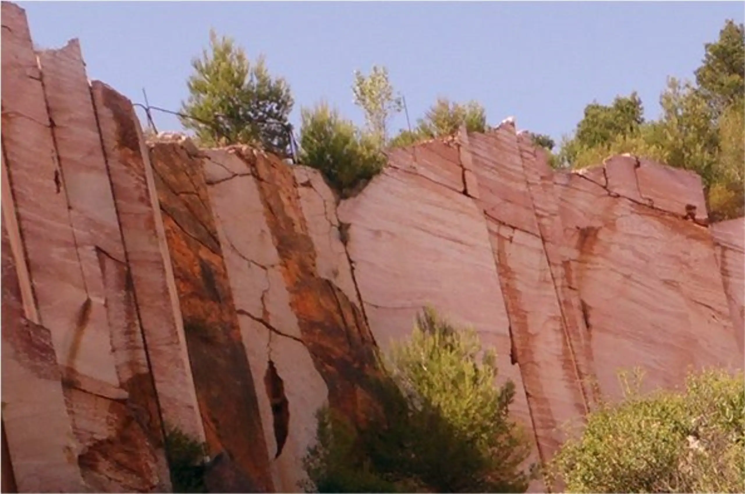 Red Marble imag
