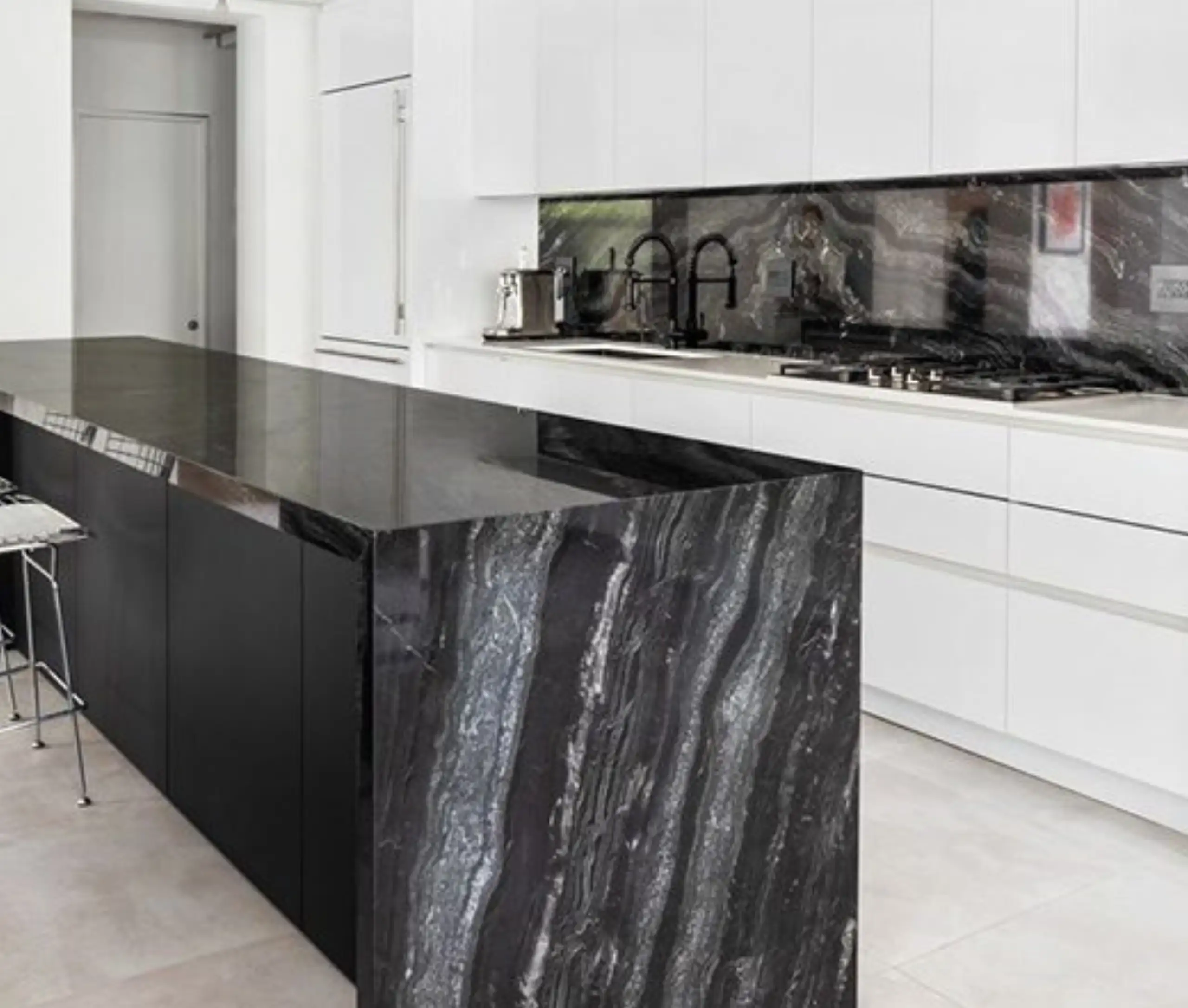 Black Quartzite slider 3