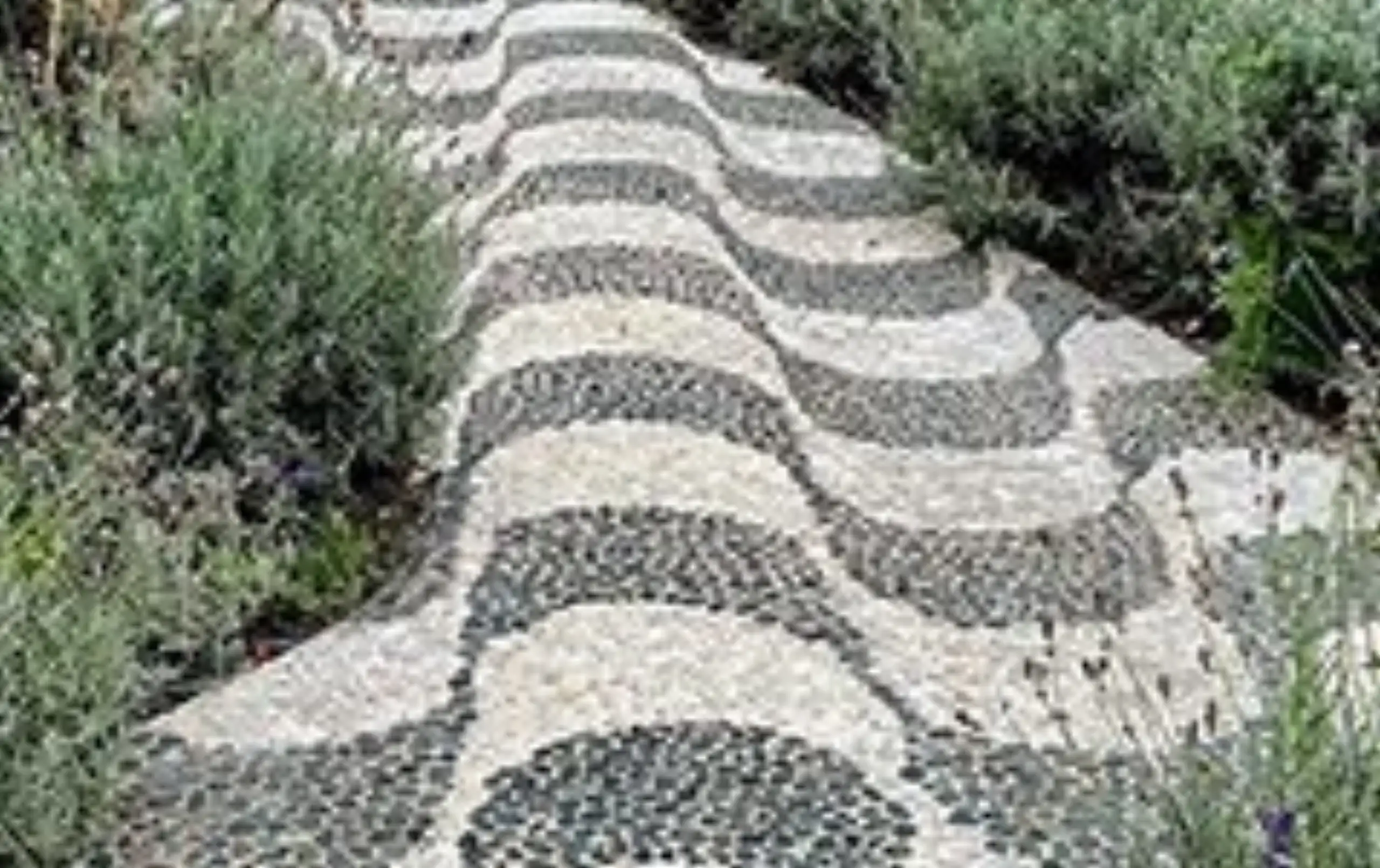 Pebble stone mosaic tile imag4
