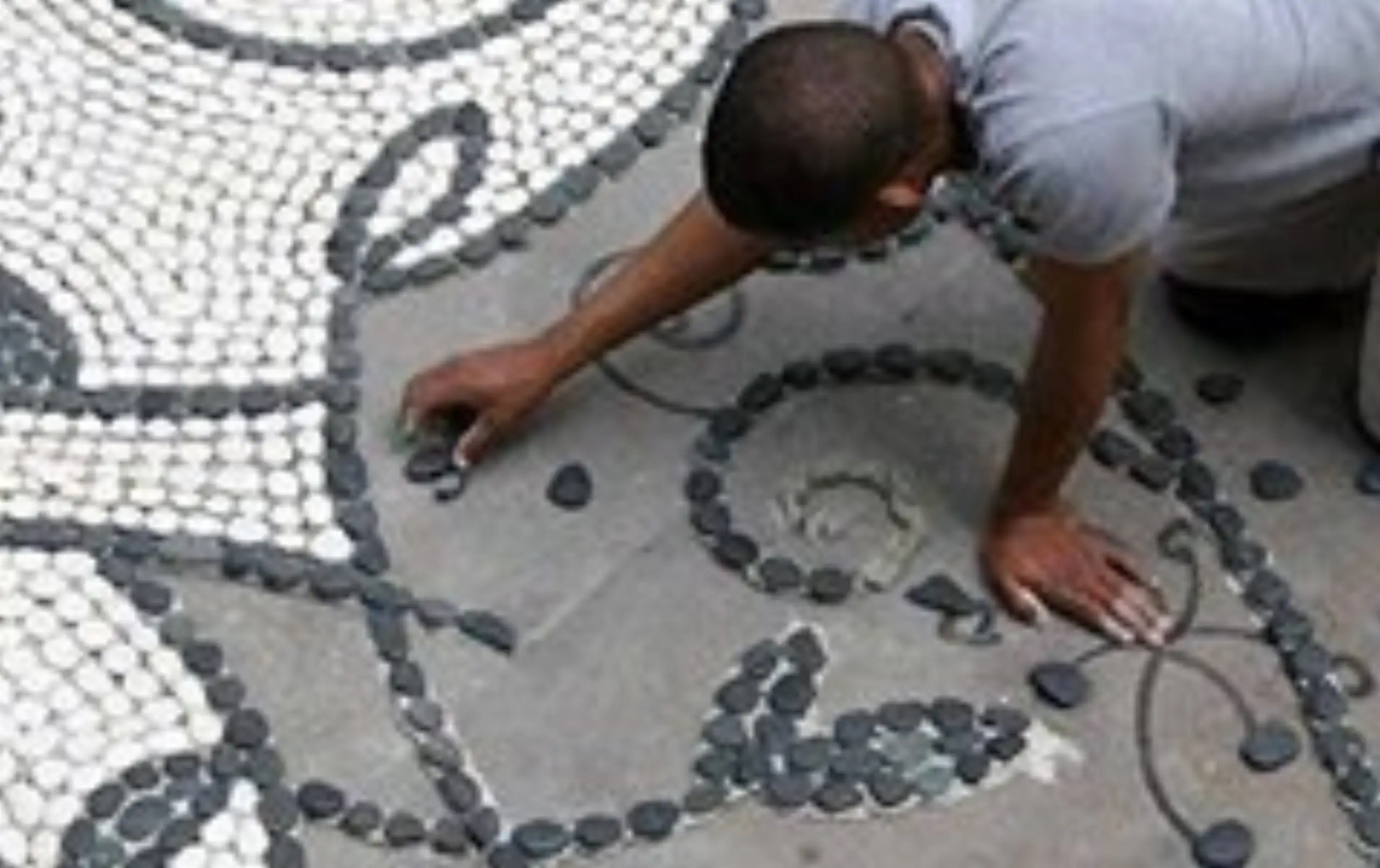 Pebble stone mosaic tile imag6