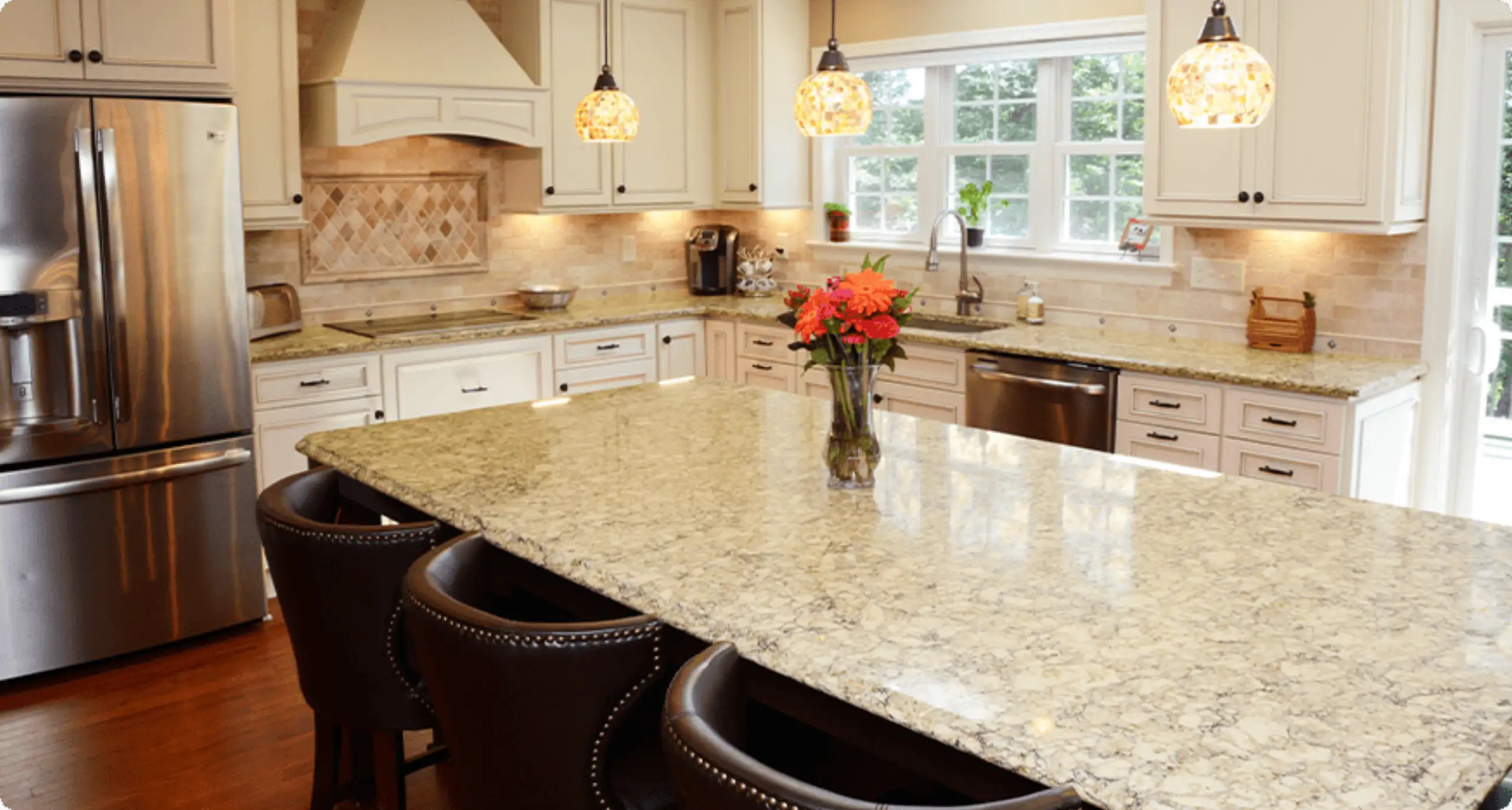 beige and yellow quartz countertop 17
