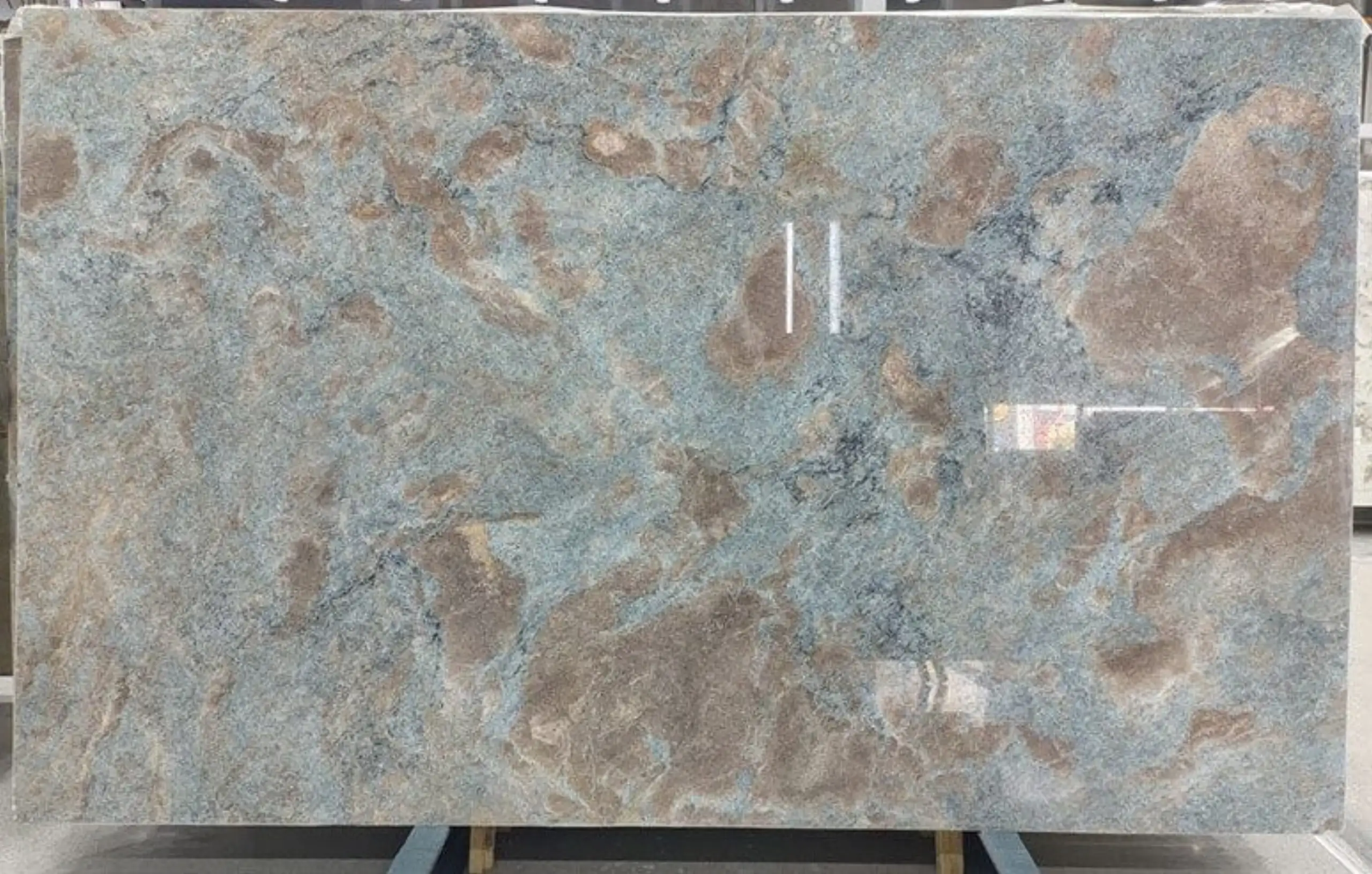 Cote Dazur Quartzite Slab1