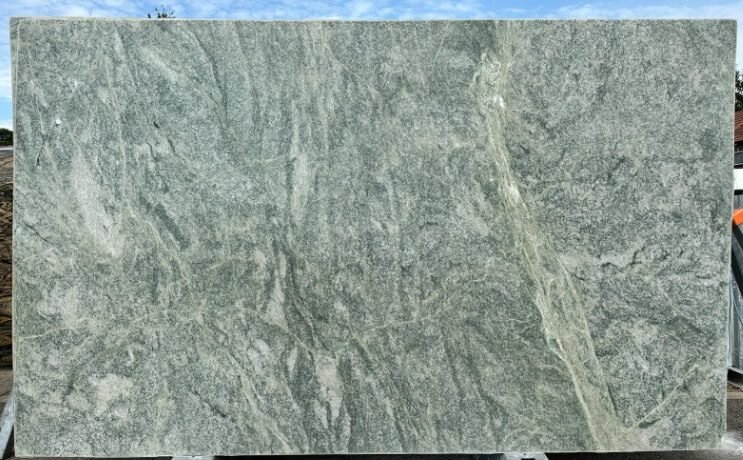 Pietra Smeralda Slab1