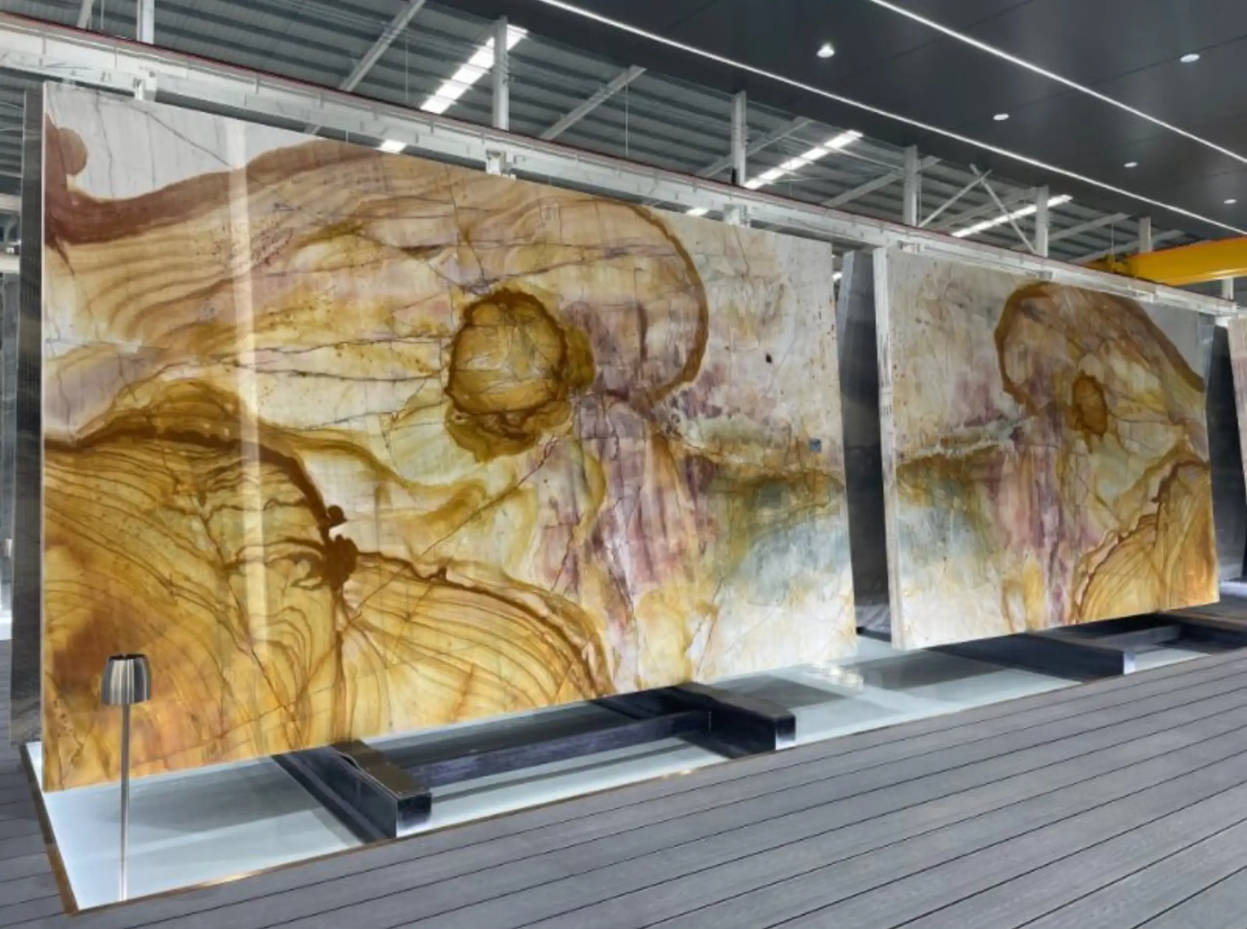 Portomare Quartzite Slab2