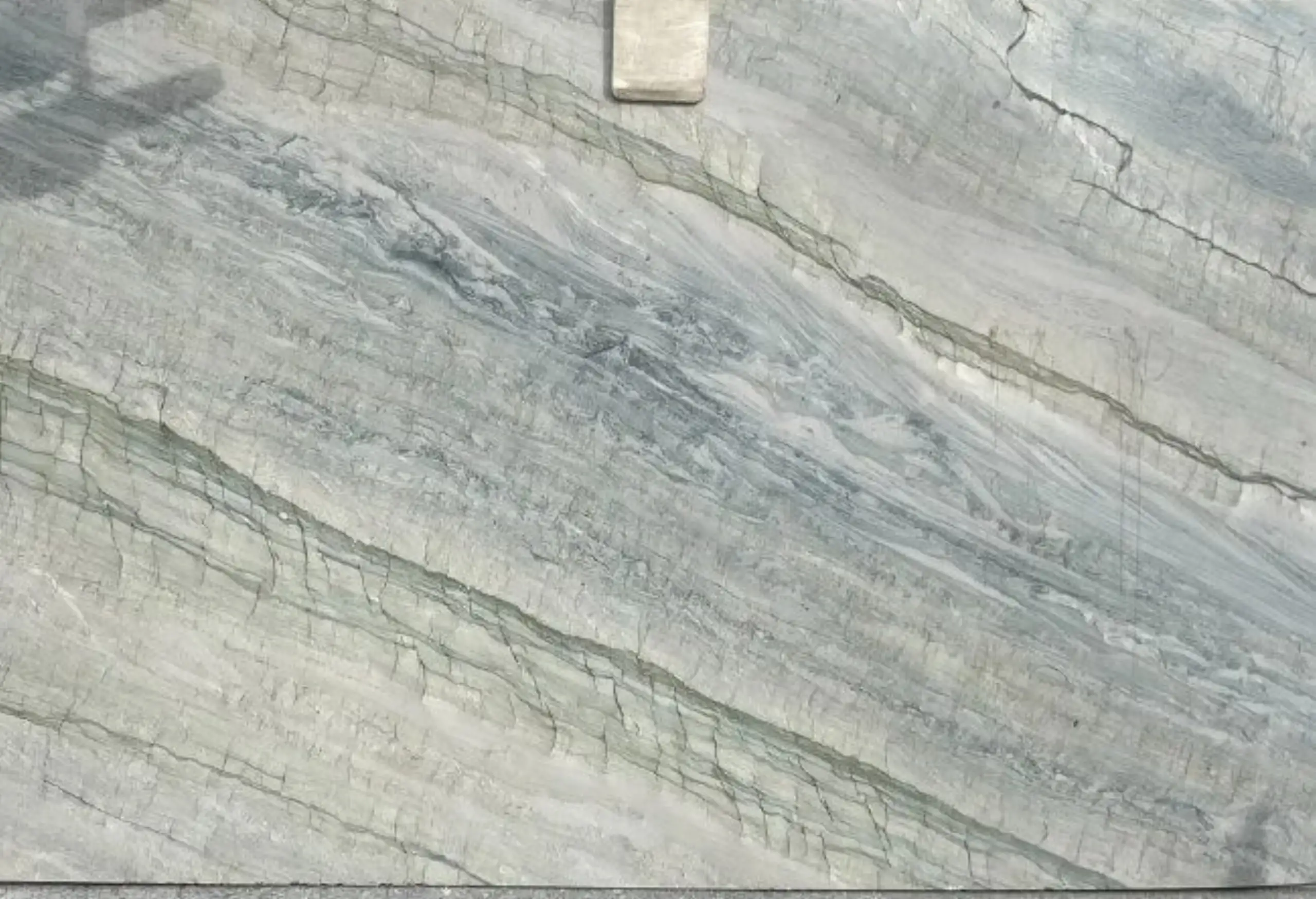 Zircon Quartzite Slab2