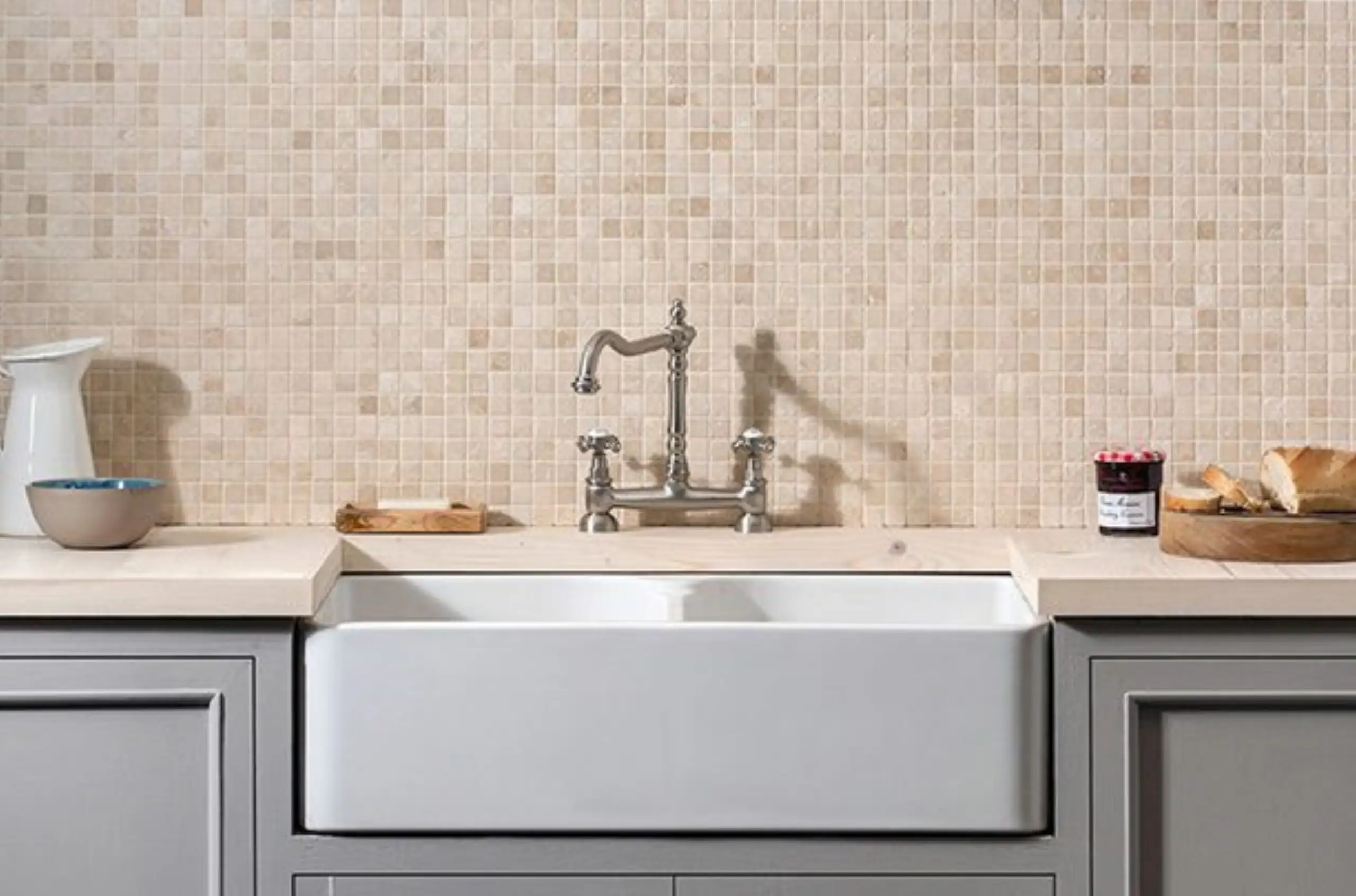 Tumbled Travertine Mosaic Tile12